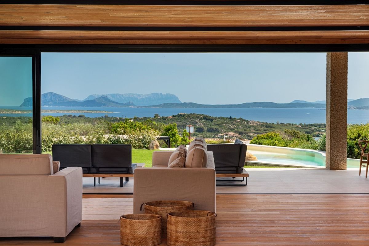 Luxury-Villa-Rental-Italy-Sardinia-Volpe-Golf-Villa-18